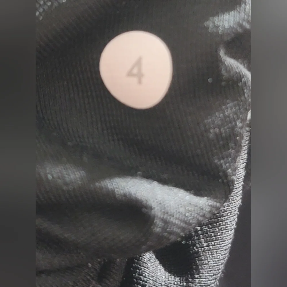 Lululemon Mosaic Print‎ High Rise Leggings Black Grey Geometric Size 4 BG